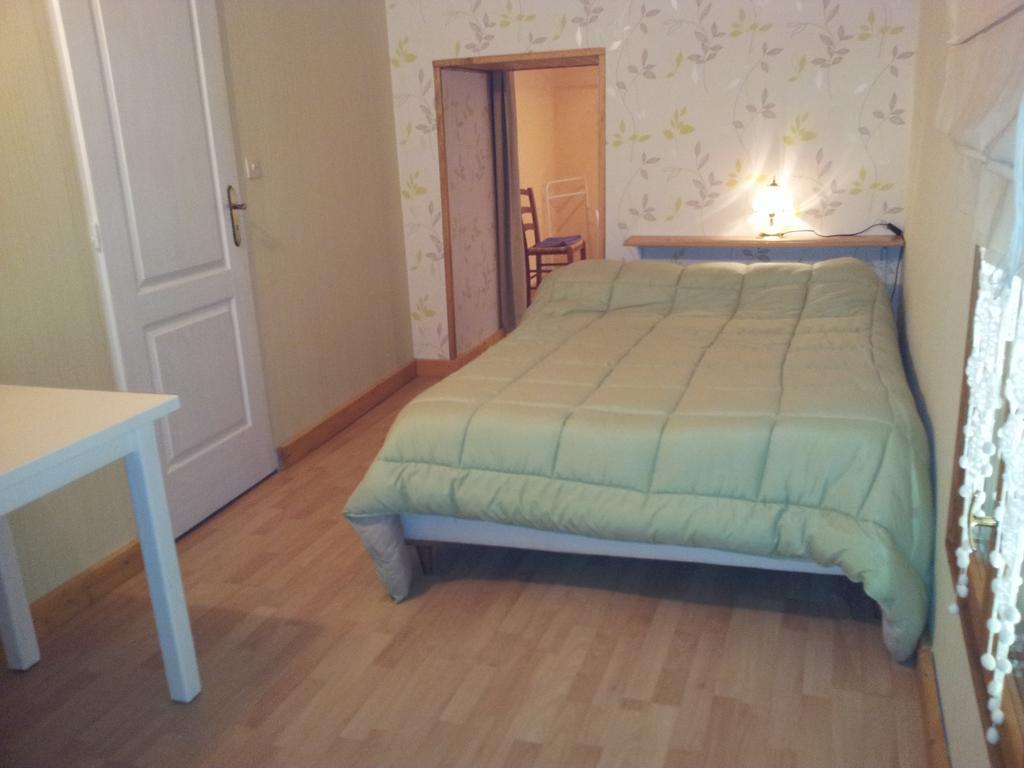 Bed and Breakfast La Croix De Bois Jayat Номер фото