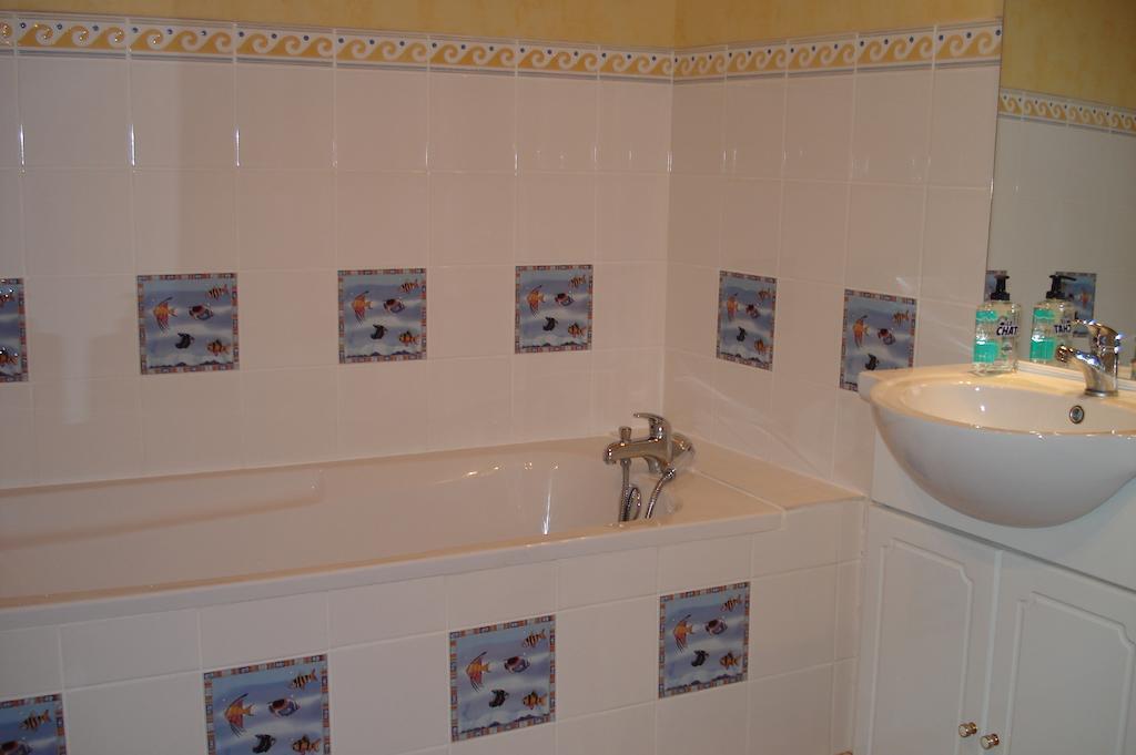 Bed and Breakfast La Croix De Bois Jayat Номер фото