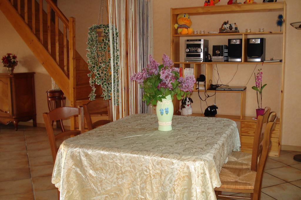 Bed and Breakfast La Croix De Bois Jayat Екстер'єр фото