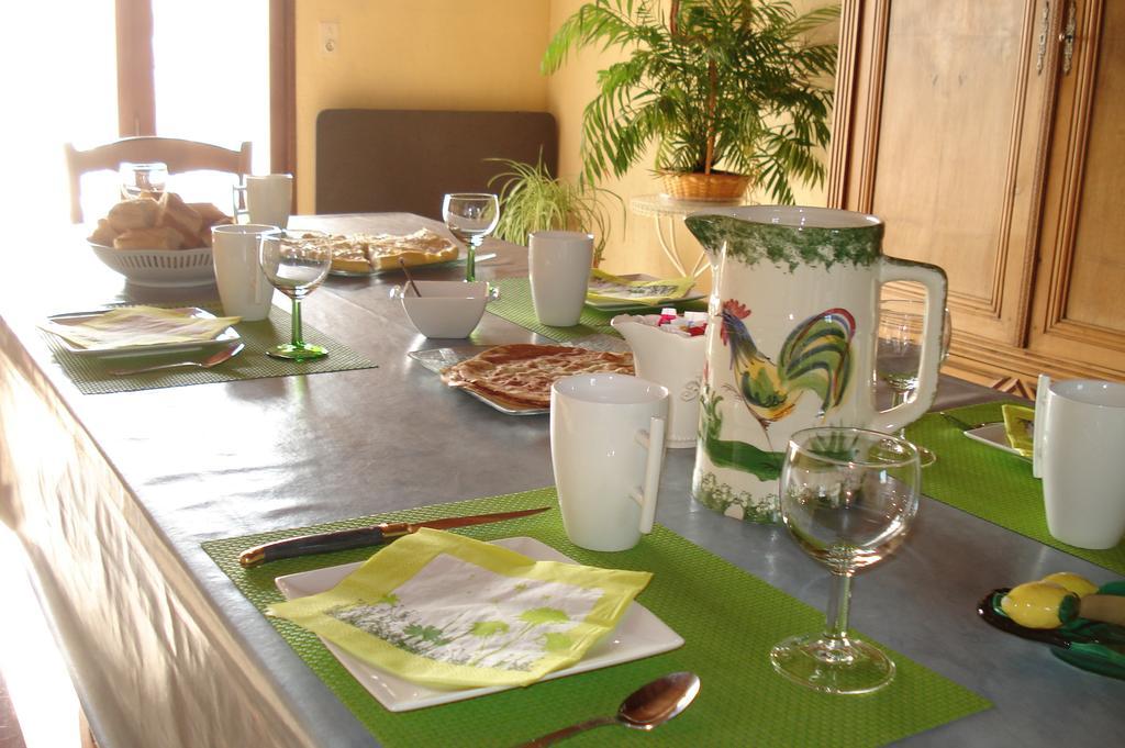 Bed and Breakfast La Croix De Bois Jayat Екстер'єр фото