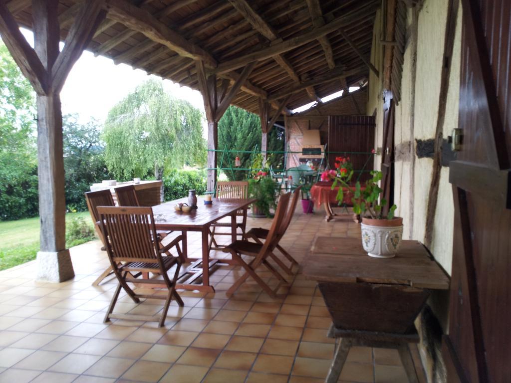 Bed and Breakfast La Croix De Bois Jayat Екстер'єр фото